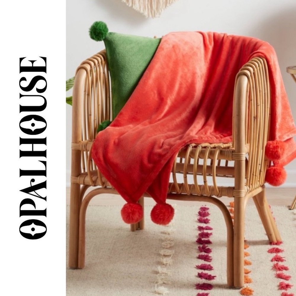 NWT Opalhouse plush throw blanket with faux fur pom poms